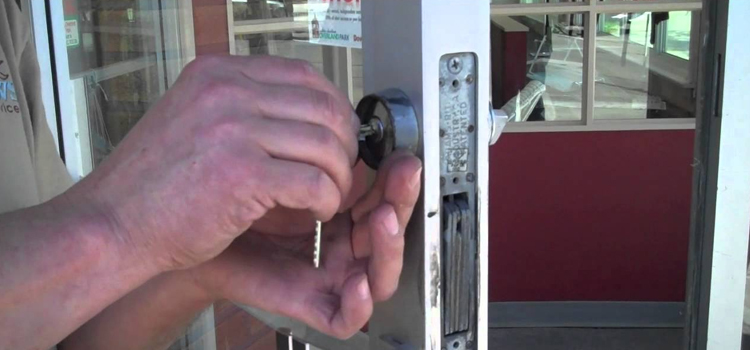 commercial door lock repair San Martin